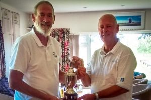 MalcolmSutton-winner-Seniors-Captains-Day-from-Captain-Bill-Truscott